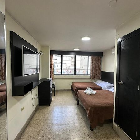 Ferienwohnung Residencia Terreros Guayaquil Exterior foto
