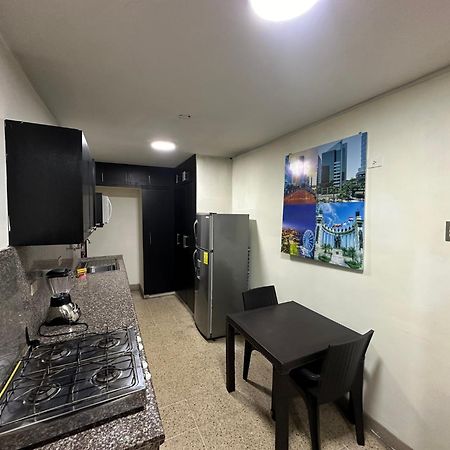 Ferienwohnung Residencia Terreros Guayaquil Exterior foto